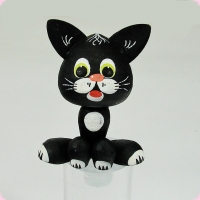 Фигурка из дерева  Черный кот