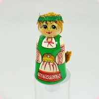 Фигурка из дерева  Мастерица