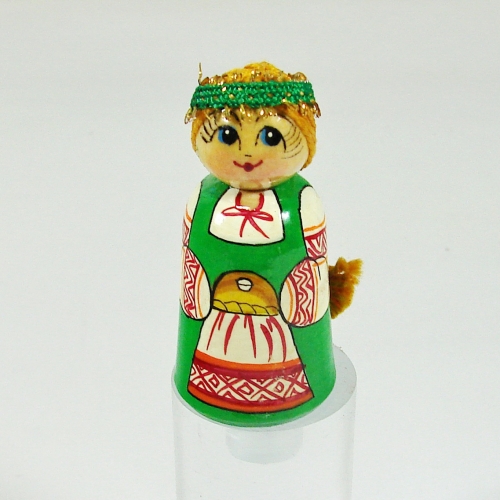 Фигурка из дерева  Мастерица - 1